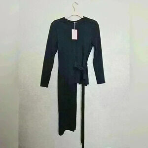 Alexis Beckette Asymmetrical Long Sleeve Top